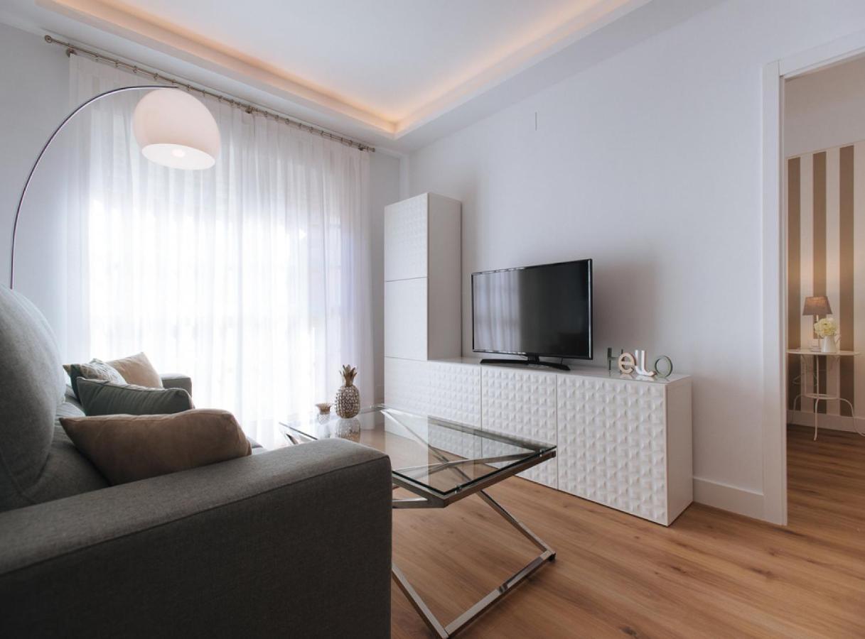Azahares Suite Apartment Sevilha Exterior foto